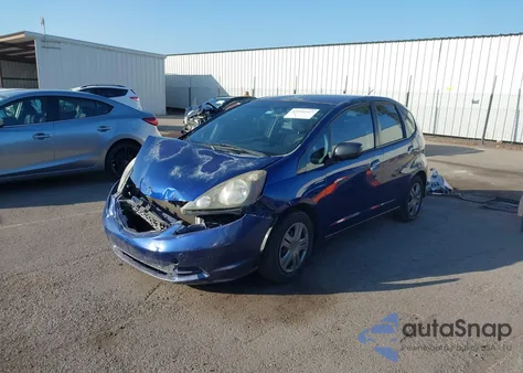 2011 Honda Fit z USA, uszkodzony, nr VIN JHMGE8H34BC028011